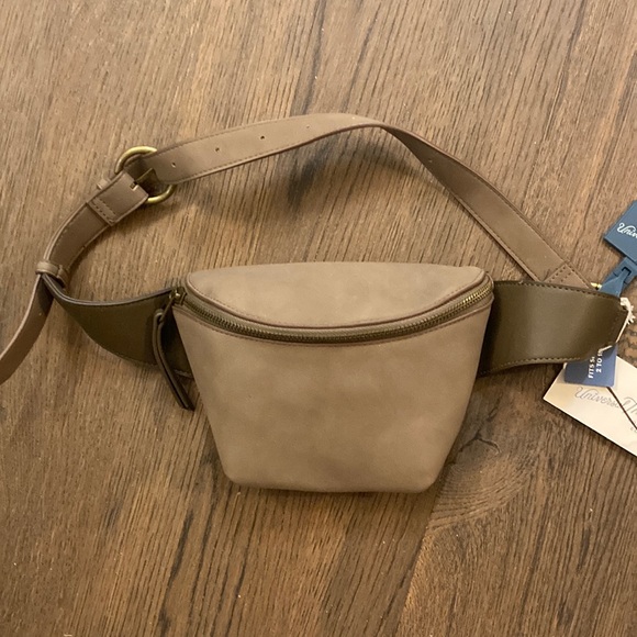 Universal Thread | Bags | Universal Thread Belt Bag | Poshmark